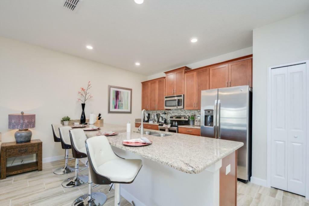 Pleasant House In Storey Lake Near Disney Kissimmee Bagian luar foto